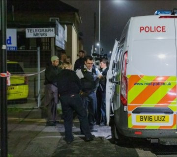 Masked gunman fires shot at London mosque during Ramadan prayers