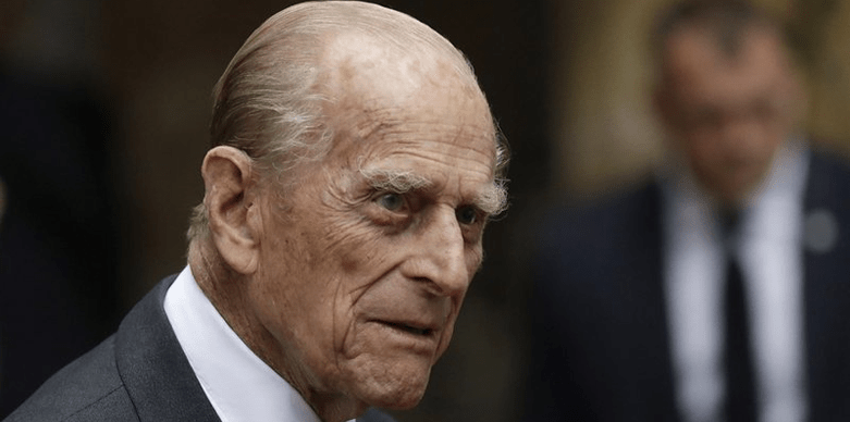 Prince Philip absent at Christmas Day service